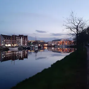 https://likedeeler-am-stadthafen.hamburg-hotels-de.com