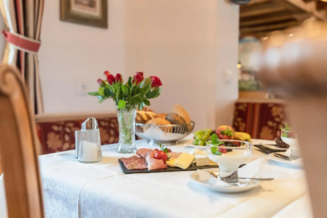 Hotel Alpenhof Kruen 4*, Krün Německo