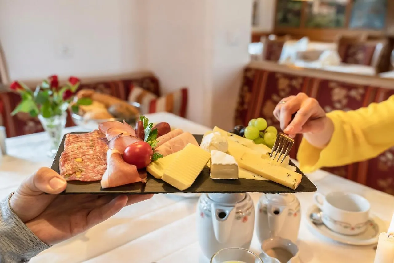 Hotel Alpenhof Kruen Krün