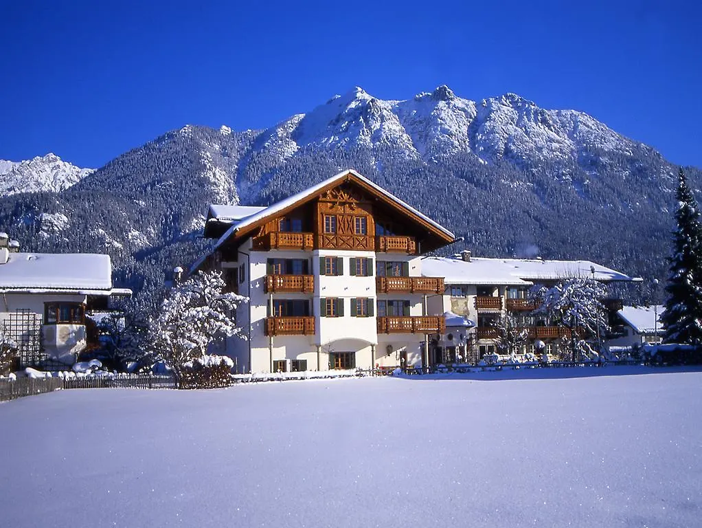Hotel Alpenhof Kruen 4*, Krün
